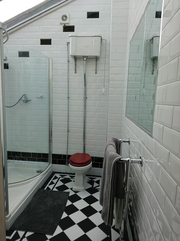 Adolphus Guest House Сихем Экстерьер фото