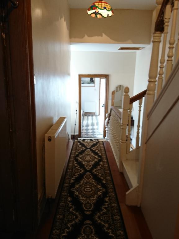 Adolphus Guest House Сихем Экстерьер фото